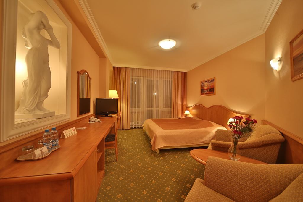 Hotel Polaris Świnoujście Exteriör bild